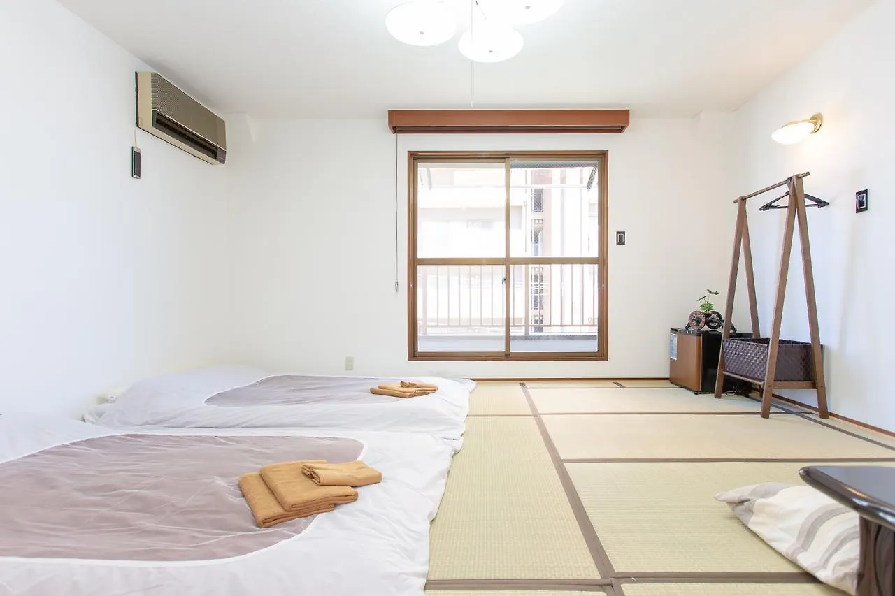 Reina'S Guest House Osaka
