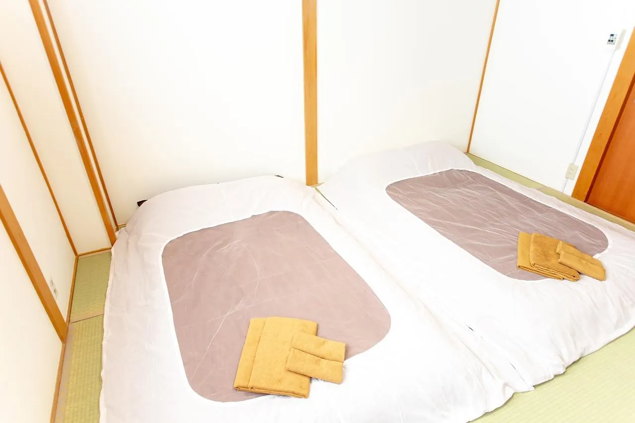 Reina'S Guest House Osaka 2*,  Japan