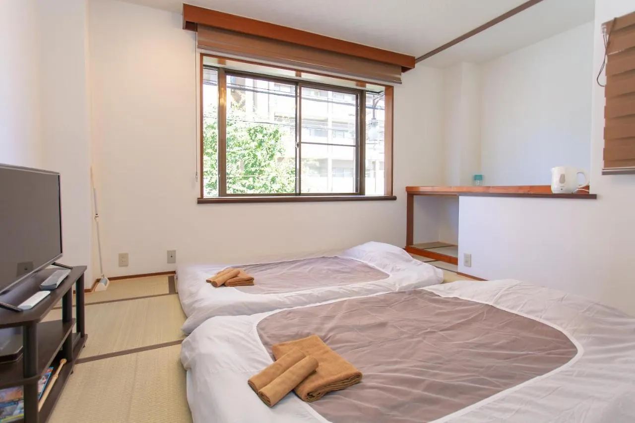 Reina'S Guest House Osaka